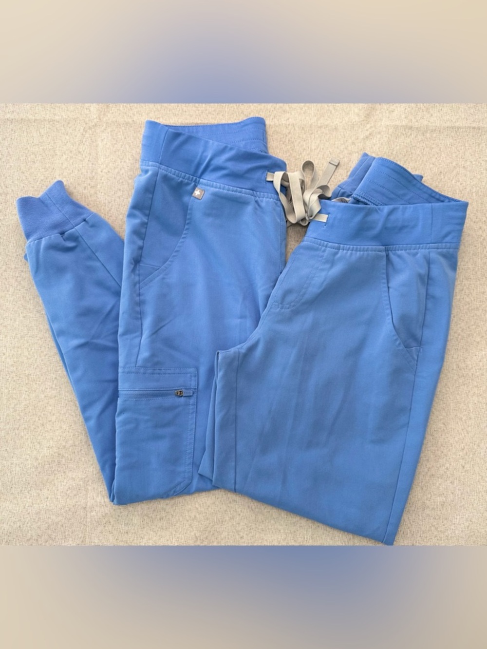 Bundle of 2 FIGS Zamora Joggers - Ceil Blue - XS Petite - AS IS‎